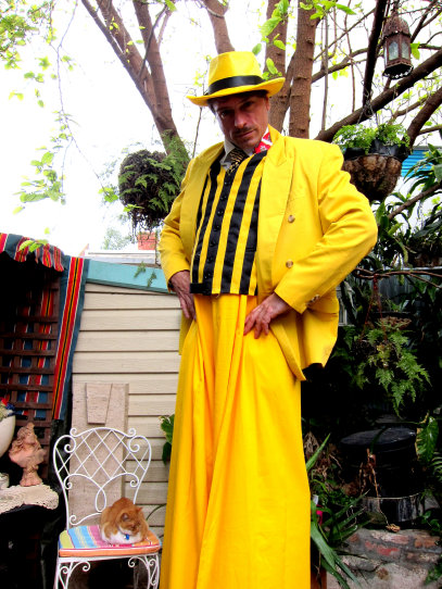 stilt-terrific_stiltwalkers_statues_roving040002.jpg
