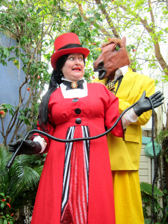stilt-terrific_stiltwalkers_statues_roving044004.jpg