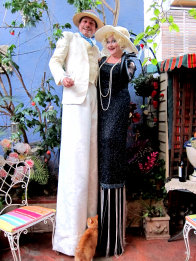 stilt-terrific_stiltwalkers_statues_roving098004.jpg